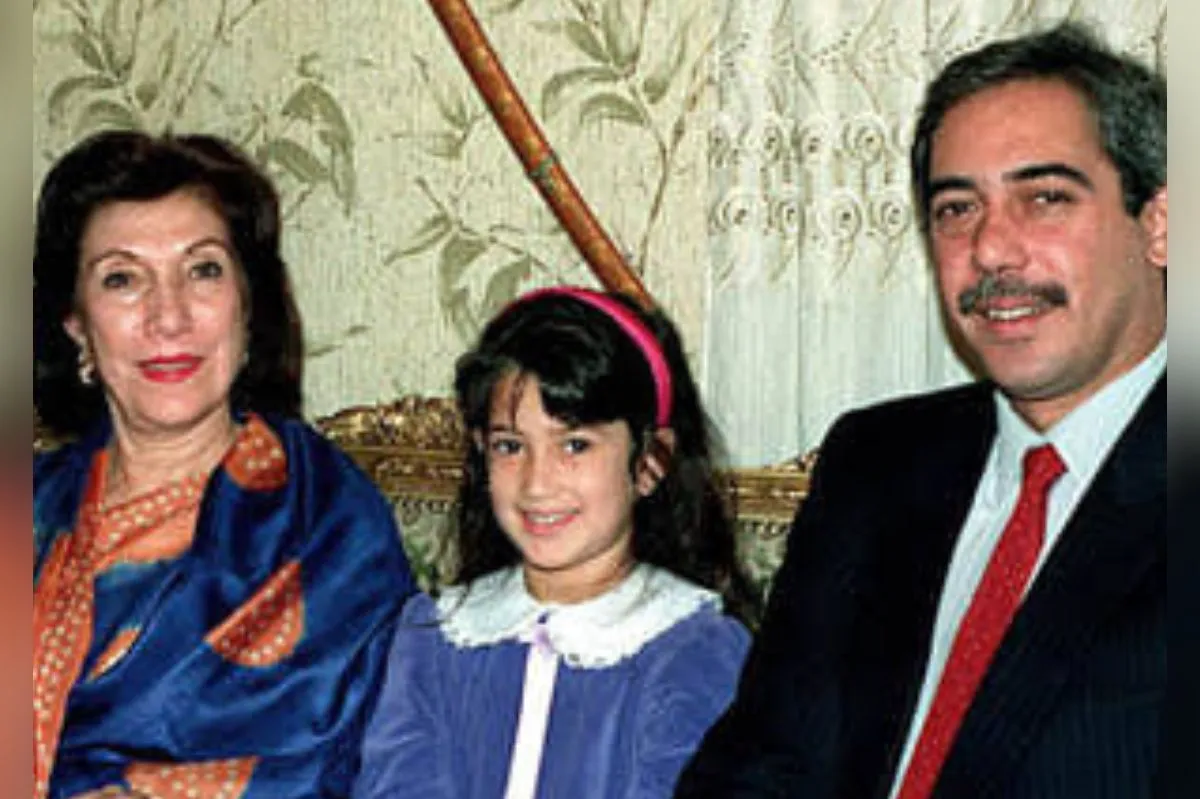 Fatima Bhutto Family